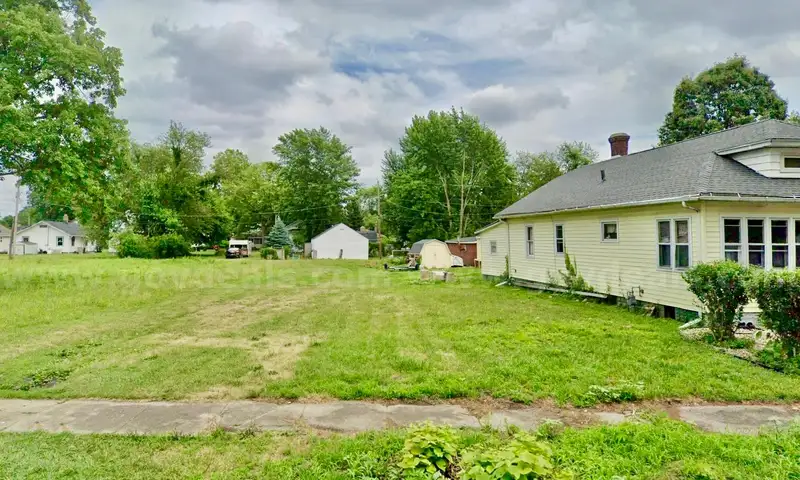 Large Residential Lot 4 Miles from University of Notre Dame