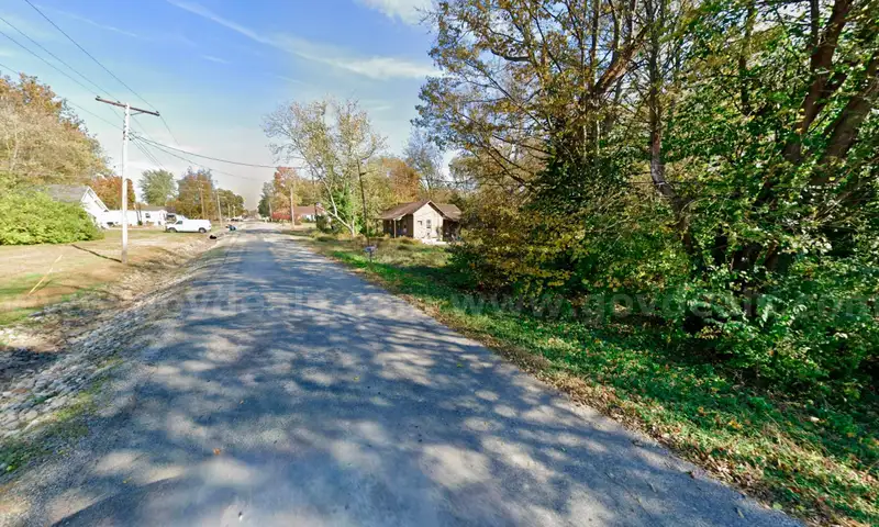 Large (0.2 Ac) 60 x 127 Sq Ft Lot near Shawnee National Forest in ROYALTON, IL