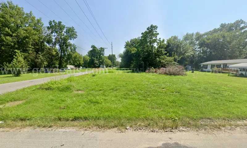 Large 50 X 213 Sq ft (0.25 Acres) Lot in Mount Vernon, IL