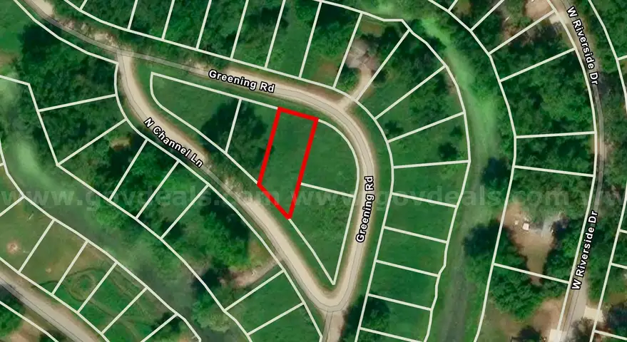 Large Lot North-West Chicago Area (McHenry, IL)