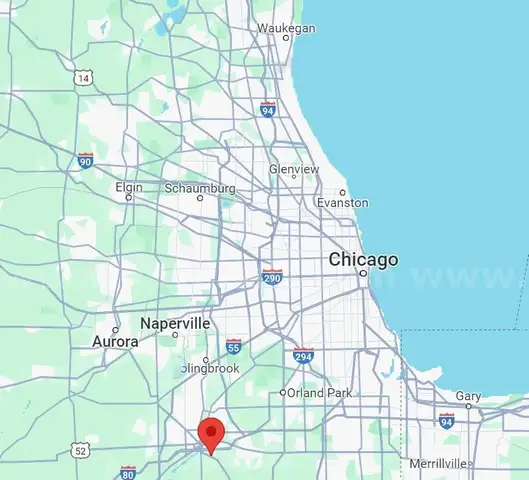 Residential City Lot in Chicago Suburbs (Joliet, IL)