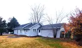Single Family House in Valier, IL