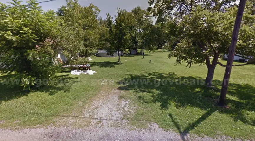 Large 50 Ft X 150 Ft Lot in DOWELL, IL
