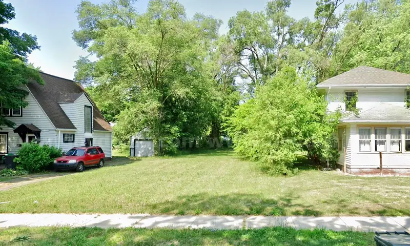 Large Residential Lot 2.6 Miles from University of Notre Dame