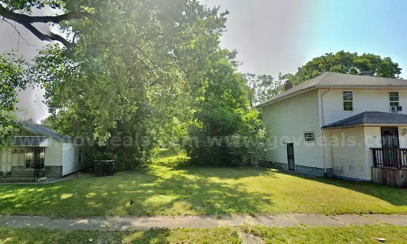 Large Residential Lot 2.7 miles from University of Notre Dame