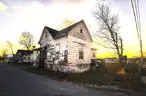 Single Family House in Harrisburg, IL (Close to Shawnee National Forest)