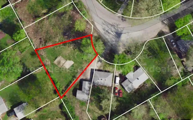 0.22 Ac City-Lot about 9 Miles from Downtown St. Louis