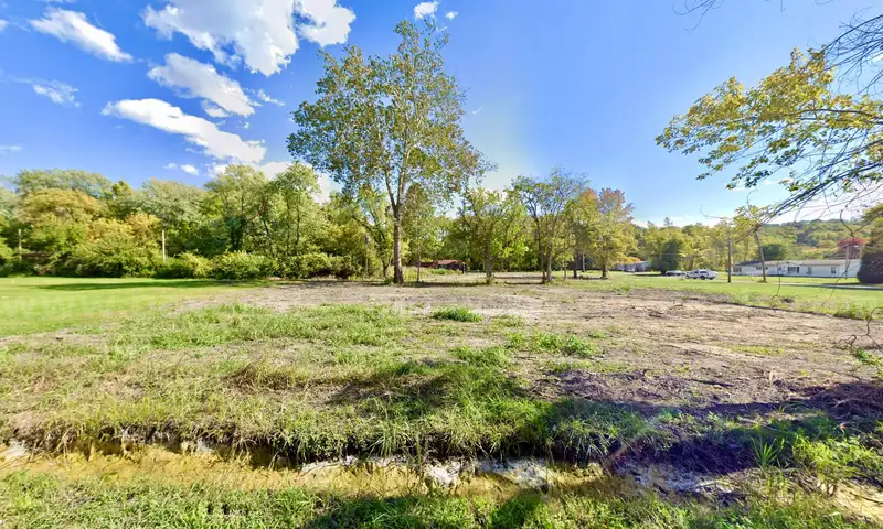 Large 75&#x27; X 130&#x27; City Lot about 11.2 Miles from Downtown St. Louis
