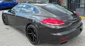 2016 Porsche Panamera