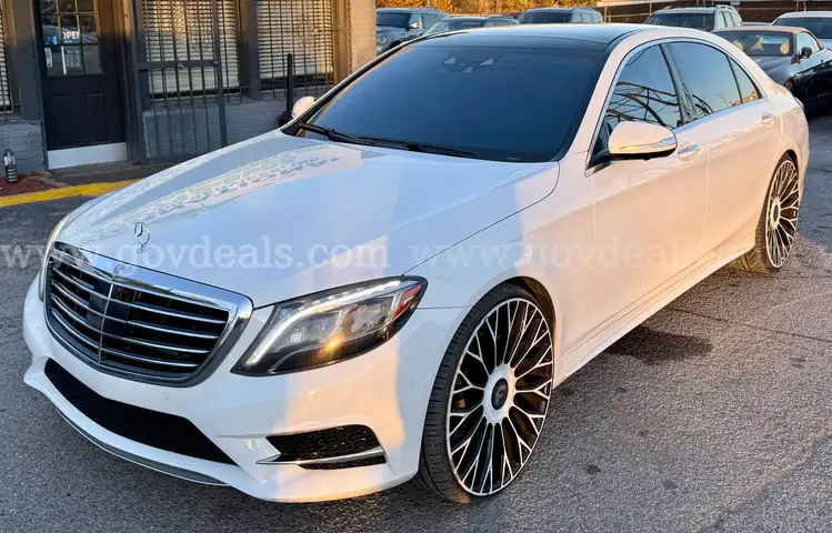 2015 Mercedes-Benz S 550