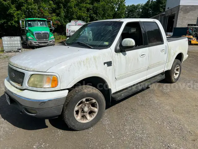 2002 Ford F150 4x4 Crew Cab Pickup