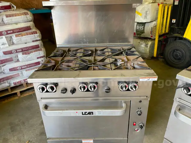 Vulcan 36&#x22; - Six (6) Burner Commercial Gas Oven - Like New