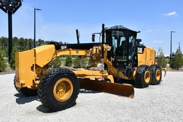 Photo of a 2016 Caterpillar 140M3