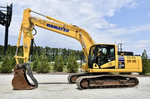 Photo of a 2022 Komatsu PC210LC-11E0
