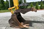 2018 Komatsu PC210LC-11 Hydraulic Excavator