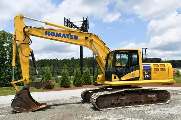 2018 Komatsu PC210LC-11 Hydraulic Excavator