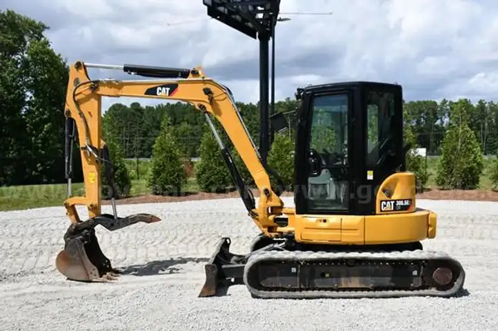 2020 Caterpillar 305.5E2 CR Compact Excavator