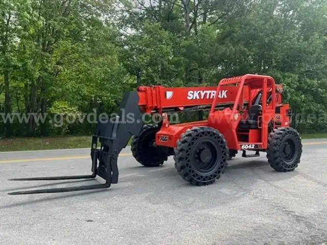 2017 JLG  6042 Telehandler