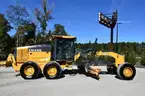 2014 John Deere 772GP Articulated Motor Grader