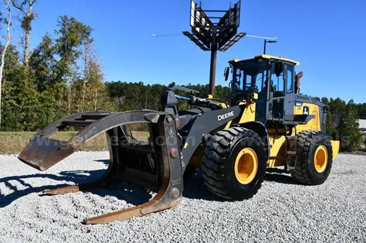 2022 John Deere 644G 4WD Articulated Wheel Loader