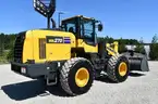 2021 Komatsu WA270-8 4WD Articulated  Wheel Loader