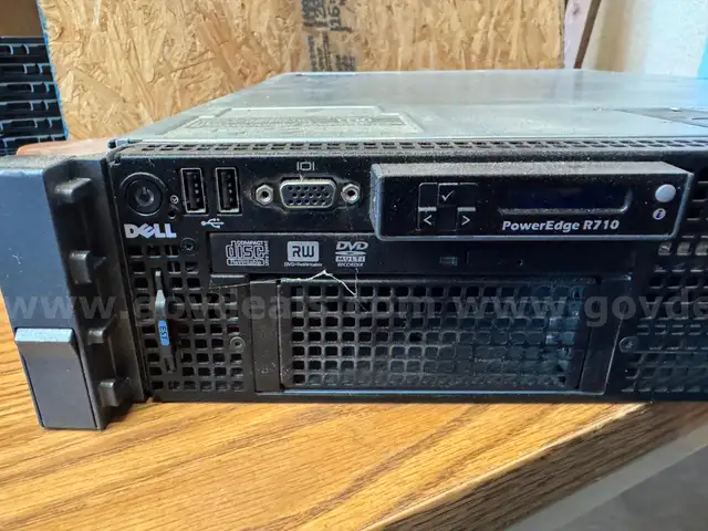 1 - DELL PowerEdge R710 Rack Server