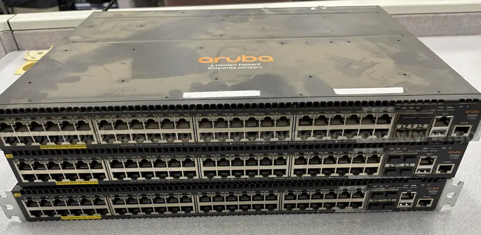 3 - HPE Aruba JL322A 2930M 48G PoE+ 1-Slot Switch