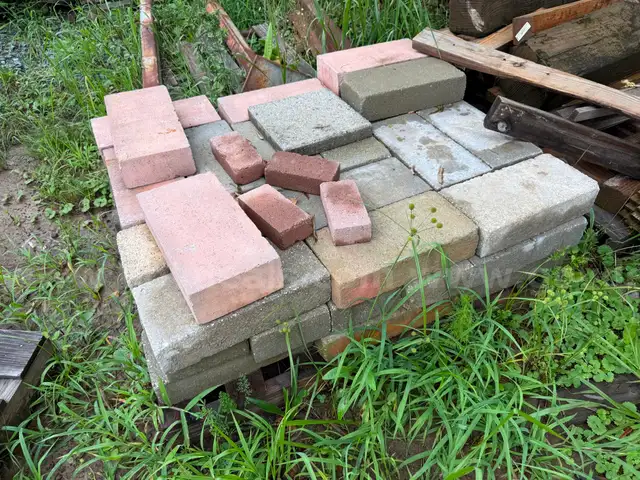 MISC. CONCRETE BLOCKS &#x26; PAVERS