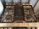 GE GAS STOVE &#x26; HOOD VENT