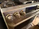 GE GAS STOVE &#x26; HOOD VENT