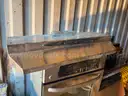 GE GAS STOVE &#x26; HOOD VENT