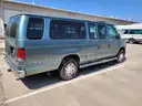 2006 Ford Econoline Van (ST204)