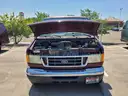2006 Ford Econoline Van (ST203)