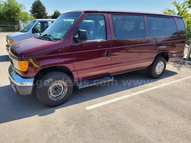 2006 Ford Econoline Van (ST202)