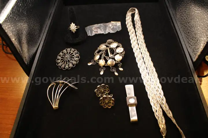 Lot of Mixed Jewelry and Stones