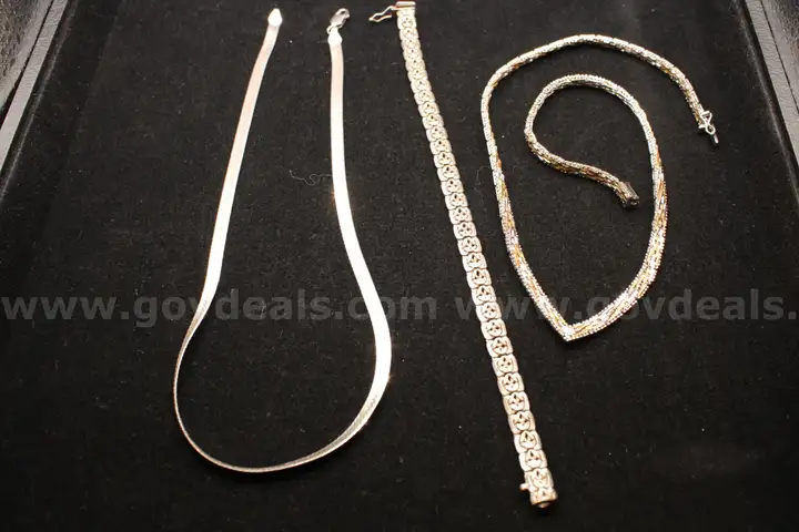 Lot of Jewelry