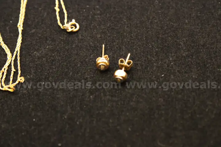 Lot of Jewelry