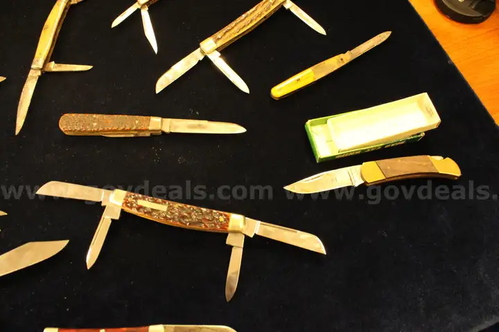 Lot of Knives