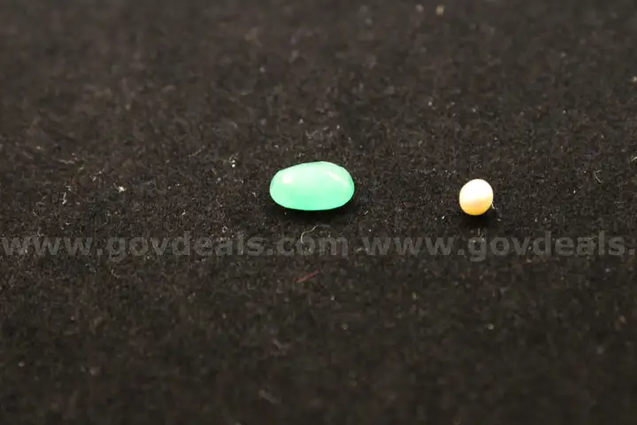 Lot of 2 Gem Stones