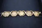 Bracelet containing 5 coins