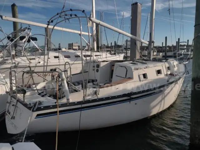 1979 Hunter 33 sailboat