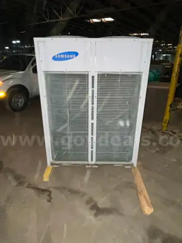 SAMSUNG MULTI SPLIT SYSTEM/ HEAT PUMP - 8 TON
