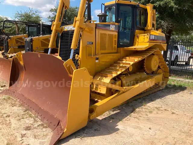 2005 Caterpillar D7R XR Series II Crawler Dozer