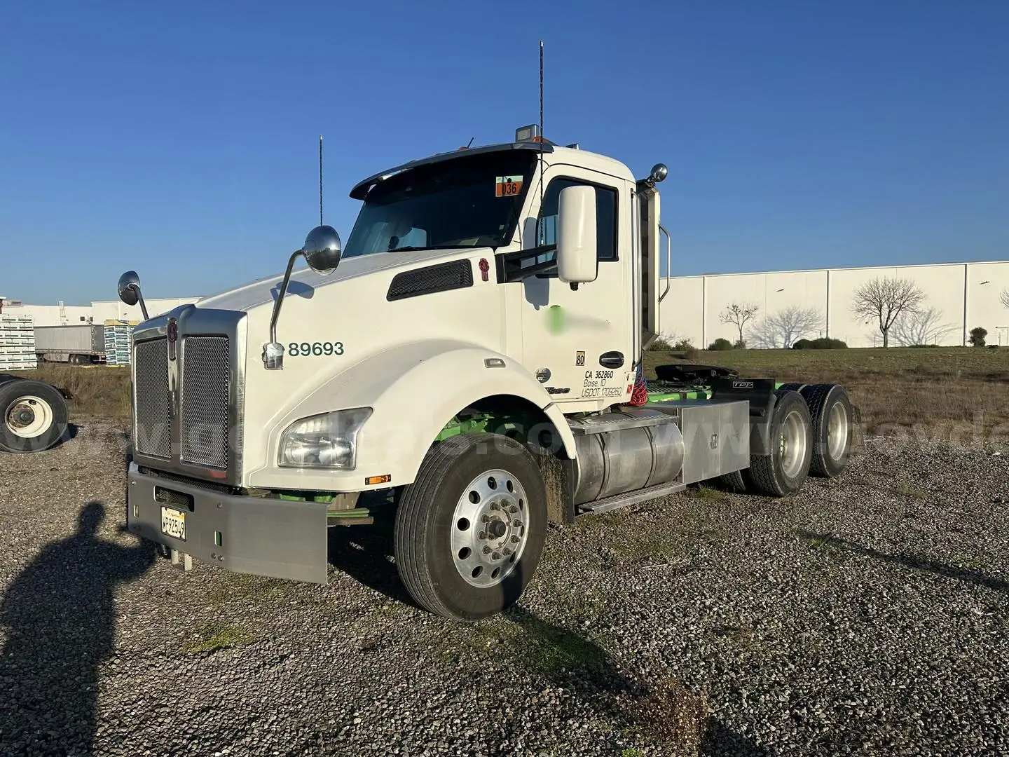 Photo of a 2017 Kenworth T880