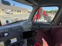 2017 Freightliner Cascadia 113 S/A Day Cab Truck Tractor