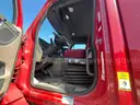 2017 Freightliner Cascadia 113 T/A Day Cab Truck Tractor