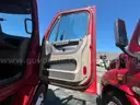 2017 Freightliner Cascadia 113 T/A Day Cab Truck Tractor