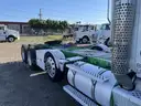 2016 Kenworth T880 T/A Day Cab Truck Tractor