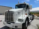 2014 Kenworth T800 T/A Day Cab Truck Tractor