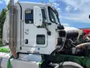 2014 Kenworth T800 T/A Day Cab Truck Tractor
